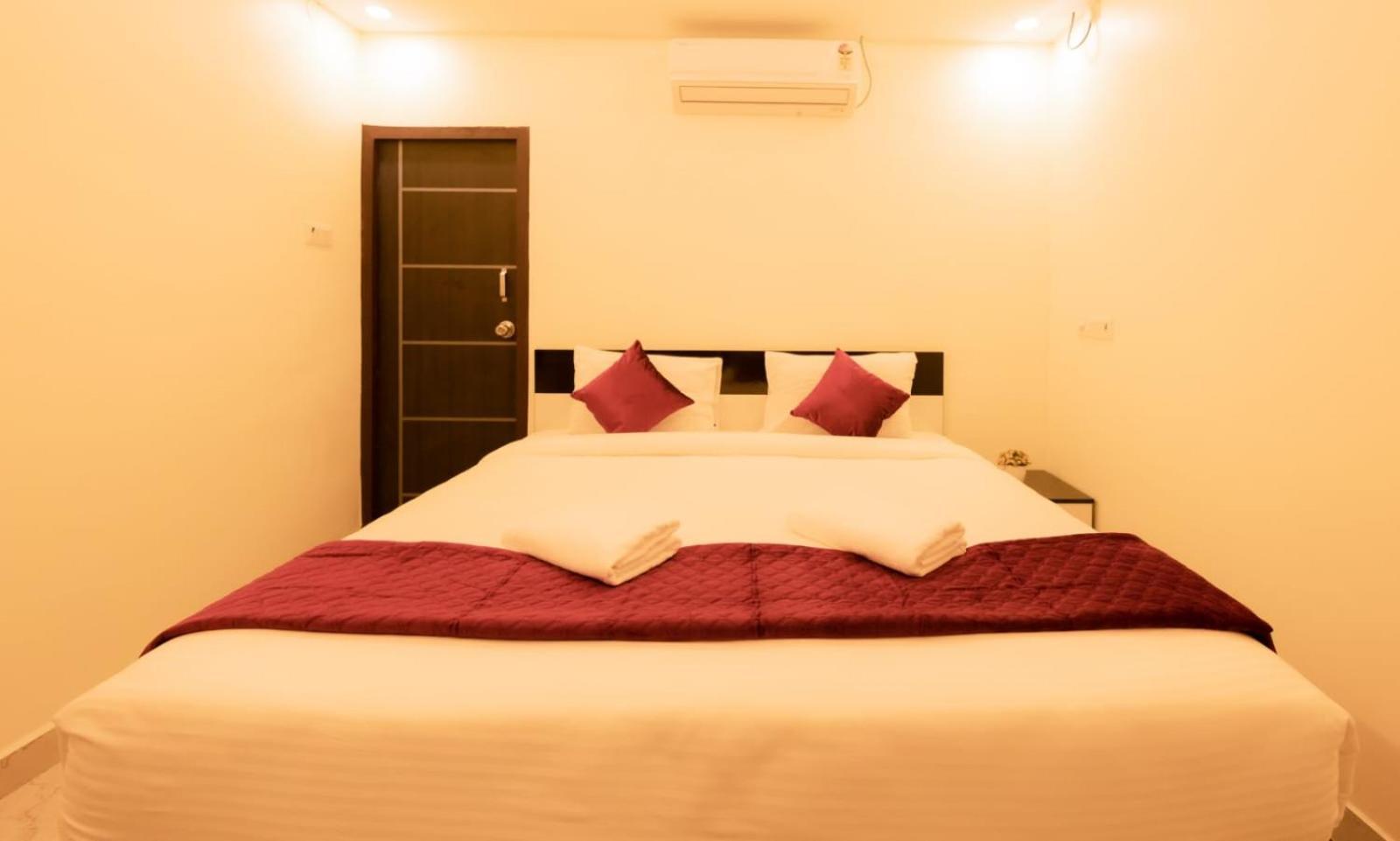 Beestay Hotels Elite Park Тирупати Номер фото